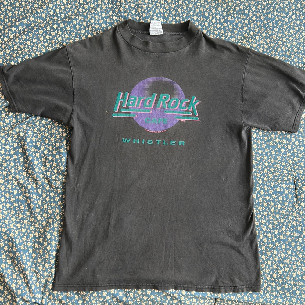 Vintage Hard Rock Cafe retro graphic tee